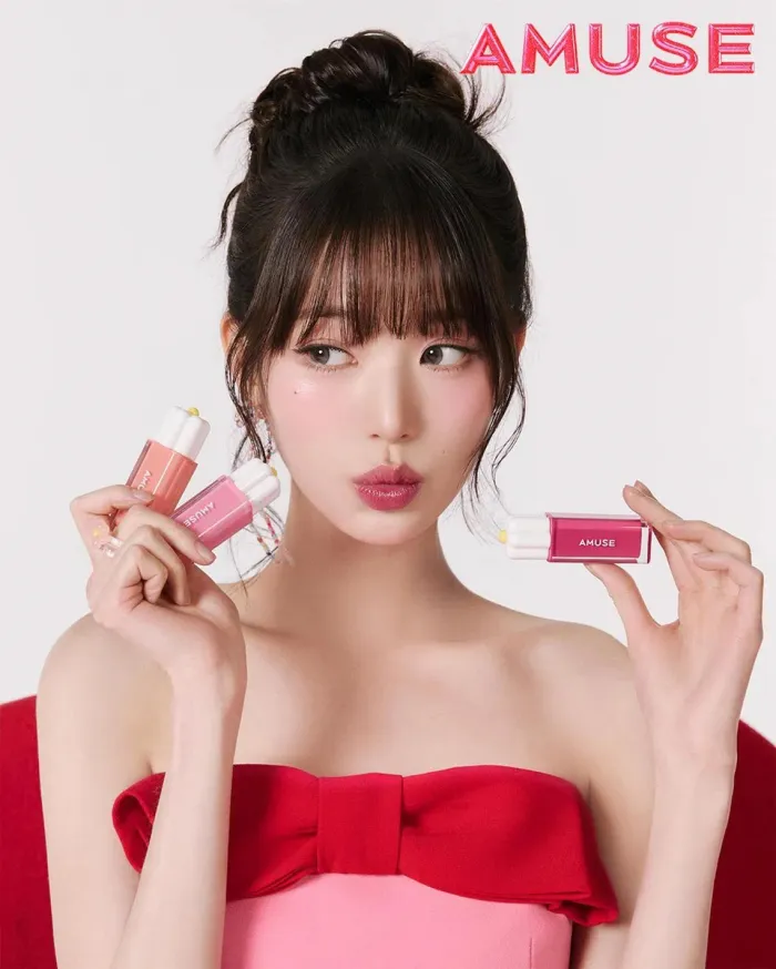 AMUSE promotional photograph