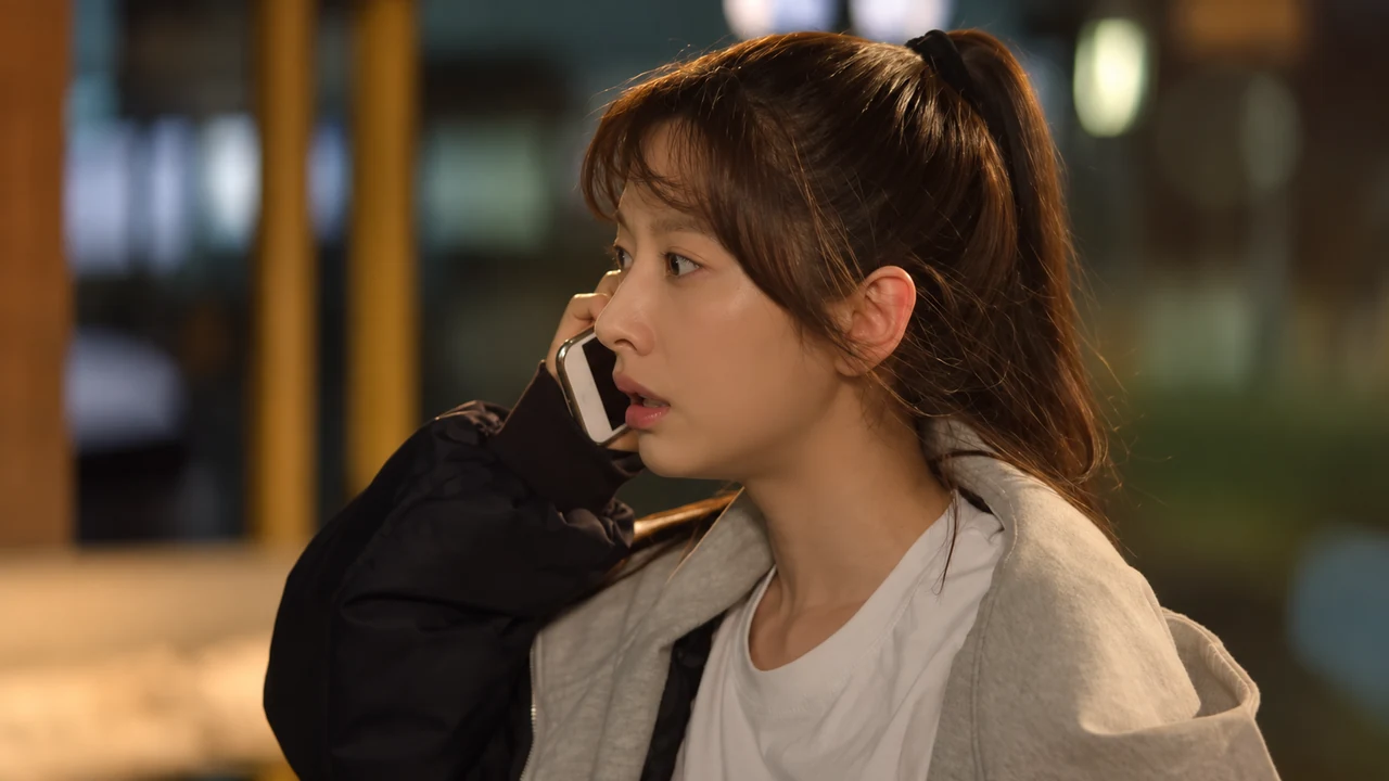 A nighttime phone-call scene from DIVE INTO YOU